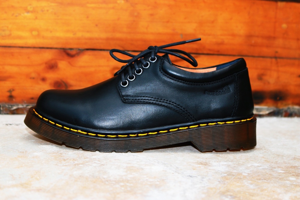 Giày oxford hotsell dr martens